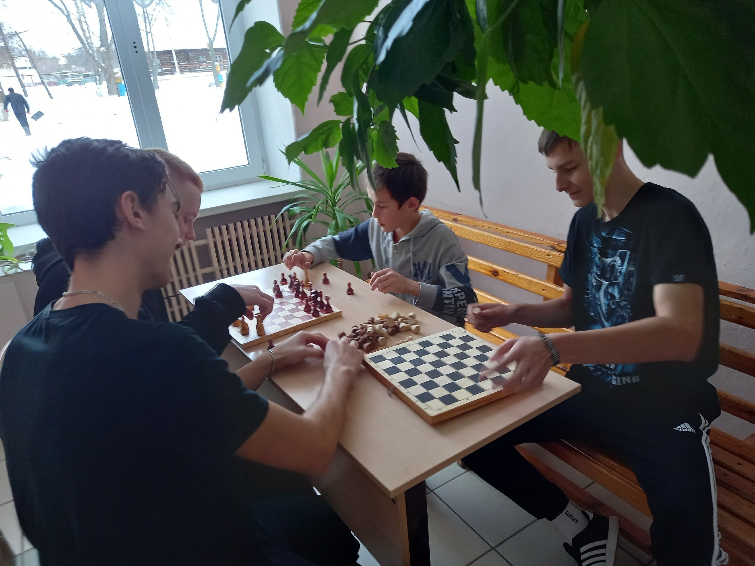 Шахматно-шашечный турнир.